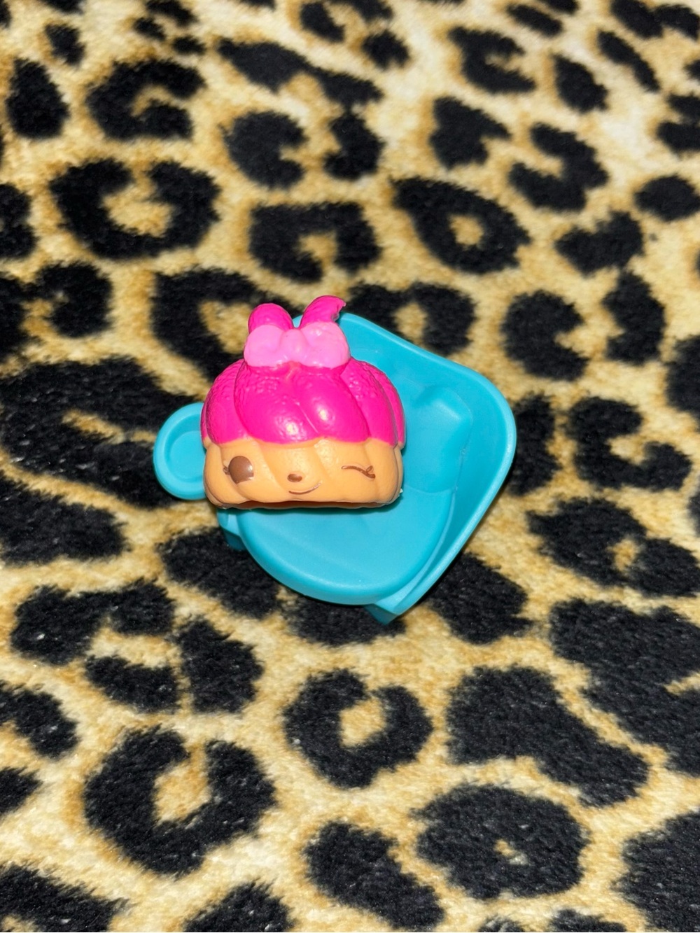 num noms cherry ann